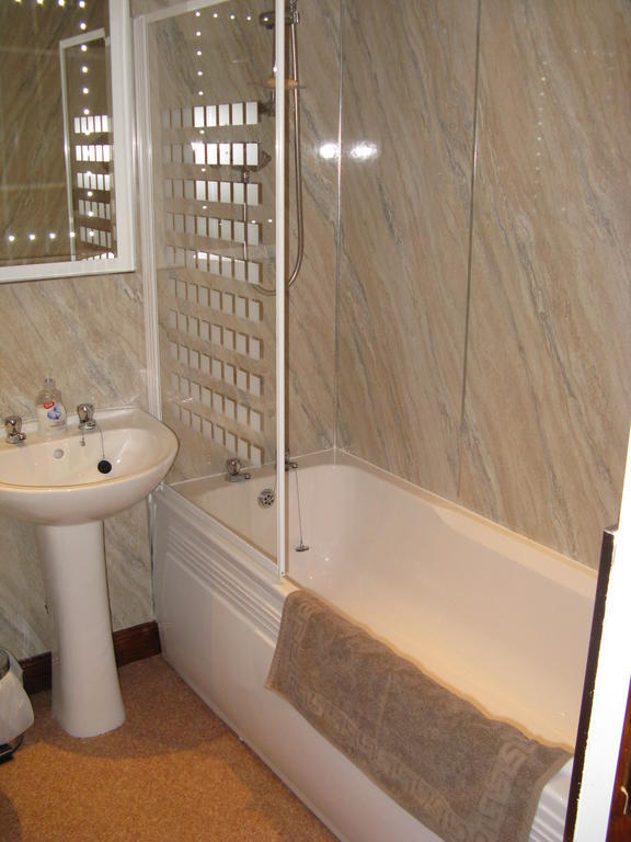 Dumfries Villa Room photo