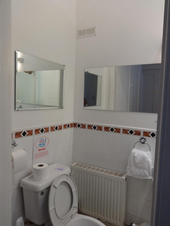 Dumfries Villa Room photo
