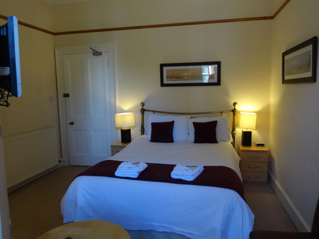 Dumfries Villa Room photo
